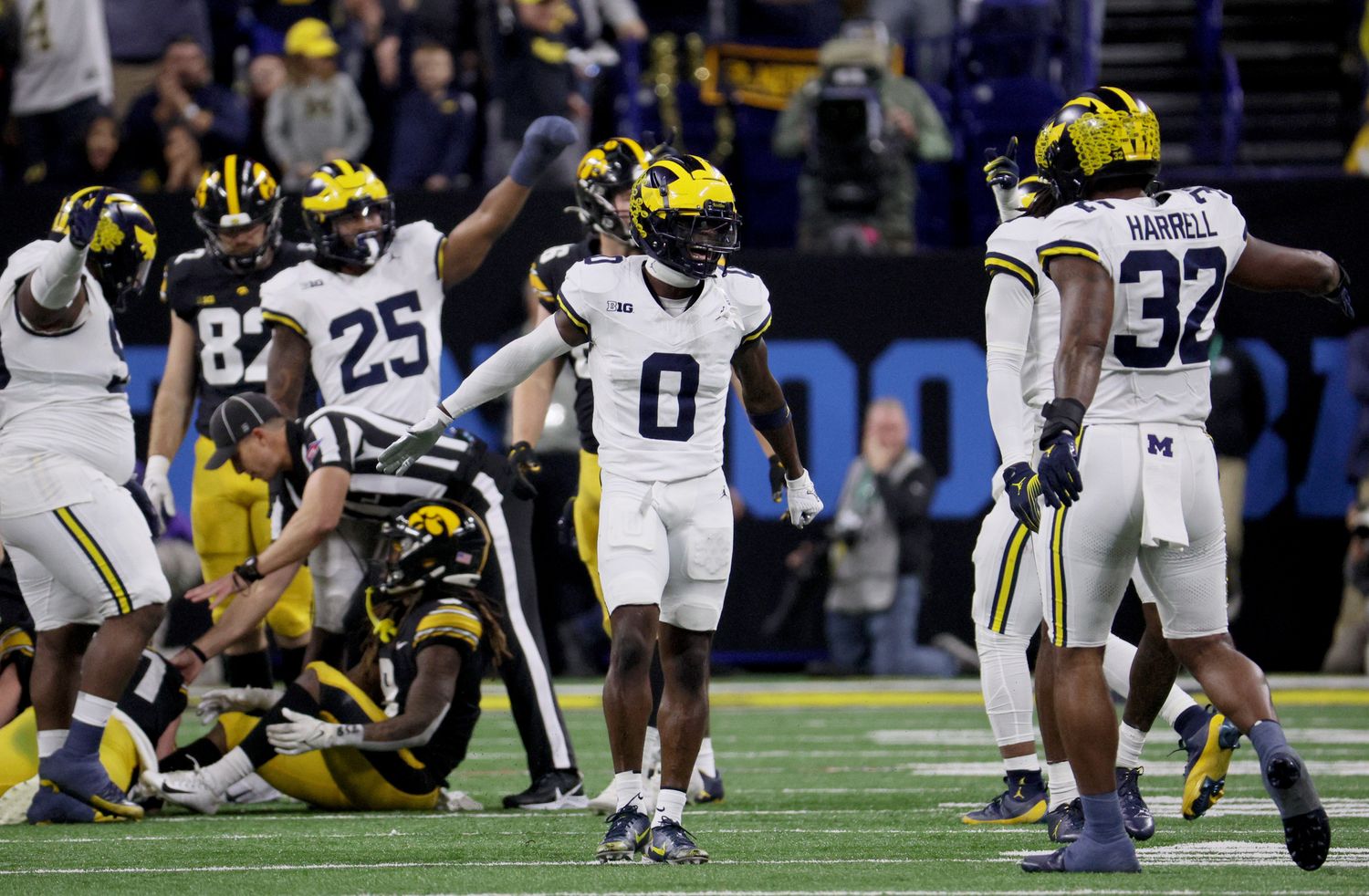 Mike Sainristil, Iowa